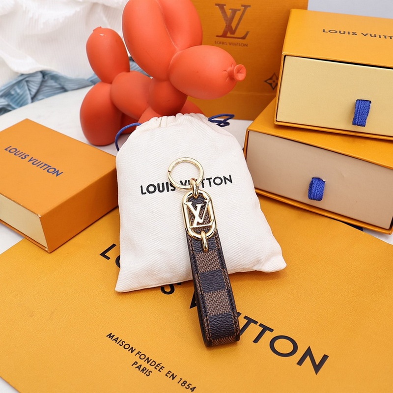 LV Handbags 370